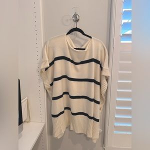 Women’s striped modern poncho loft BNWT
